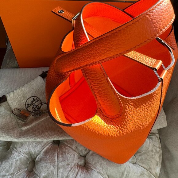 NEW 2024 Hermes Picotin Lock 18 Clemence Bull Calf Skin Orange Bag - Picture 8 of 15